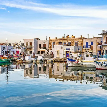 شقة Marvelous Naxos Two Bedroom Center 200m From The Saint George *