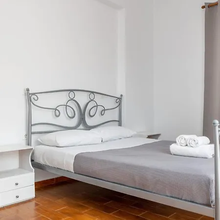 Marvelous Naxos Two Bedroom Center 200m From *