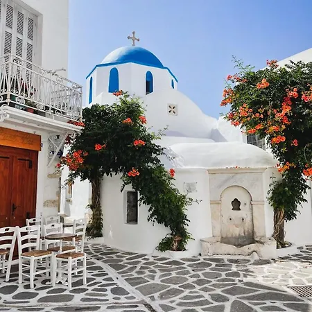 Marvelous Naxos Two Bedroom Center 200m From Naxos City