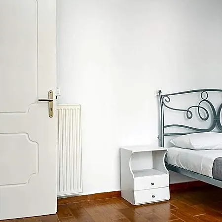 Marvelous Naxos Two Bedroom Center 200m From Naxos City