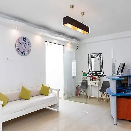 Marvelous Naxos Two Bedroom Center 200m From Apartmán