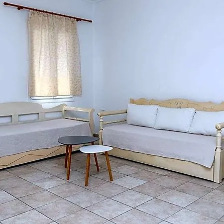 Marvelous Naxos Two Bedroom Center 200m From Naxos City
